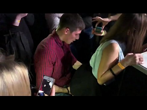 ❤️ 在俄羅斯夜總會發生真正的性愛。18 歲俄羅斯女孩肛門和陰道在夜總會性交 ❤ 自製色情 在我們 ️❤